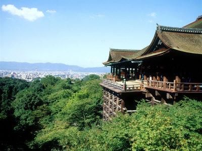 https://imgc.allpostersimages.com/img/posters/kiyomizu-temple-kiyomizudera-one-of-the-most-famous-tourist-spots-in-kyoto-japan_u-L-Q10W3W30.jpg?artPerspective=n