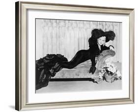 Klondike Annie, Mae West, 1936-null-Framed Photo