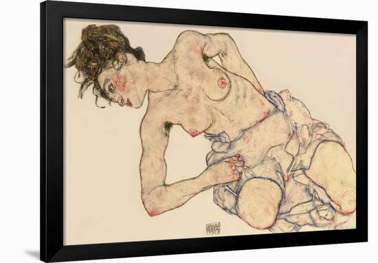 Kneider Weiblicher Halbakt, 1917-Egon Schiele-Framed Giclee Print
