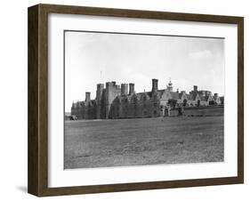 Knole House, Sevenoaks, West Kent, Circa 1920-Daily Mirror-Framed Photographic Print