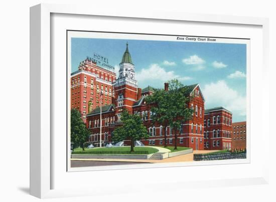 Knoxville, Tennessee - Exterior View of the Knox County Court House-Lantern Press-Framed Art Print