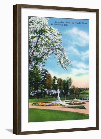 Knoxville, Tennessee - Springtime Scene on Talahi Drive in the Sequoyah Hills-Lantern Press-Framed Art Print