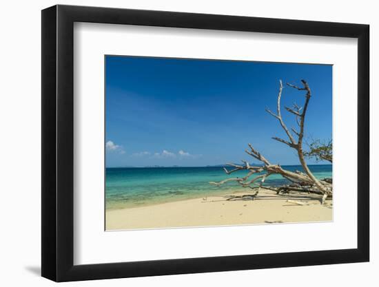 Ko Kradan, Talay Trang archipelago, Thailand.-Sergio Pitamitz-Framed Photographic Print