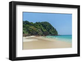 Ko Kradan, Talay Trang archipelago, Thailand.-Sergio Pitamitz-Framed Photographic Print