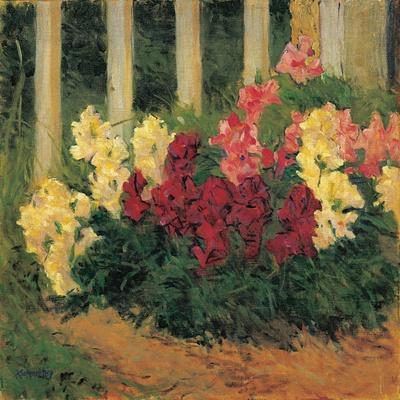 Blumenstrauch vor Gartenzaun - Flowers in front of a garden fence 1909