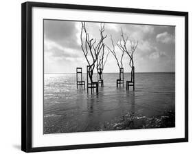 Konferenzen 2-Jaschi Klein-Framed Photographic Print