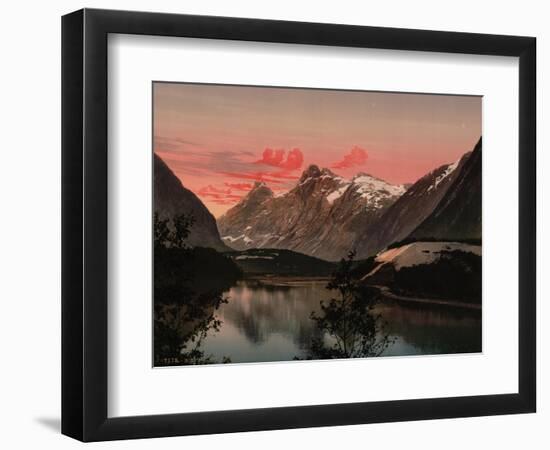 Kongen Og Dronningen, Bispen, Norway, C.1890-C.1900-null-Framed Giclee Print