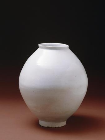 Full Moon' Jar, Early 17th Century (Porcelain with Glaze)