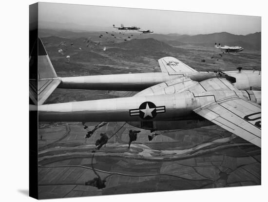 Korean War Airborne-Max Desfor-Stretched Canvas