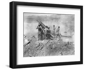 Korean War: Artillery-null-Framed Photographic Print