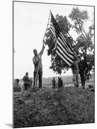 Korean War-Max Desfor-Mounted Premium Photographic Print