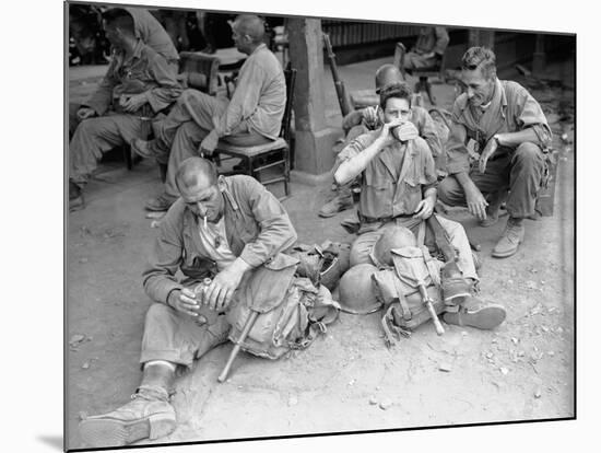 Korean War-Max Desfor-Mounted Photographic Print