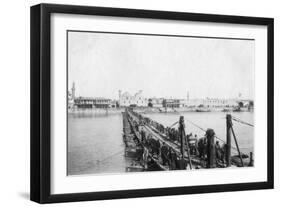 Kotah Boat Bridge, Baghdad, Iraq, 1917-1919-null-Framed Giclee Print