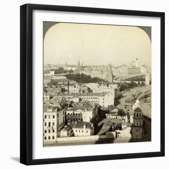 Kremlin Wall, Moscow, Russia-Underwood & Underwood-Framed Photographic Print