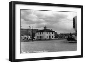Kremmling, Colorado - Town Square-Lantern Press-Framed Art Print