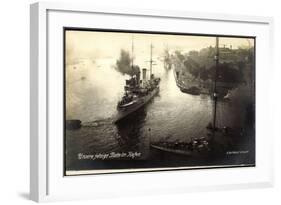 Kriegsschiffe Deutschland, Flotte Im Hafen-null-Framed Giclee Print