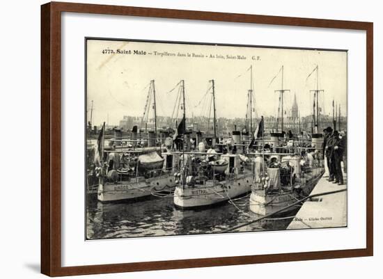 Kriegsschiffe Im Hafen Von Saint Malo-null-Framed Giclee Print