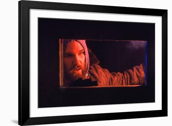 KURT RUSSELL. "THE THING" [1982], directed by JOHN CARPENTER.-null-Framed Photographic Print