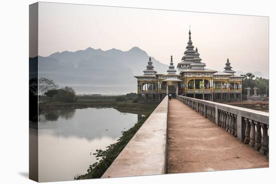 Kyauk Kalap Buddhist Temple in the Middle of a Lake at Sunrise, Hpa An, Kayin State (Karen State)-Matthew Williams-Ellis-Stretched Canvas