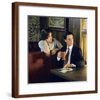 KYLE MacLACHLAN; SHERILYN FENN. "Twin Peaks" [1990], directed by DAVID LYNCH.-null-Framed Photographic Print