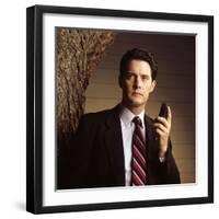 KYLE MacLACHLAN. "Twin Peaks" [1990], directed by DAVID LYNCH.-null-Framed Photographic Print