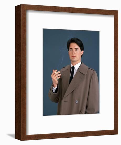 KYLE MacLACHLAN. "Twin Peaks" [1990], directed by DAVID LYNCH.-null-Framed Photographic Print