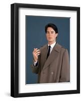 KYLE MacLACHLAN. "Twin Peaks" [1990], directed by DAVID LYNCH.-null-Framed Photographic Print