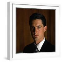 KYLE MacLACHLAN. "Twin Peaks" [1990], directed by DAVID LYNCH.-null-Framed Photographic Print