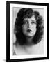 L'actrice americaine Clara Bow (1905- 1965) (b/w photo)-null-Framed Photo