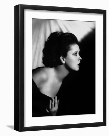 L'actrice americaine Clara Bow (1905- 1965) (b/w photo)-null-Framed Photo