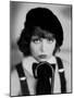 L'actrice americaine Clara Bow (1905- 1965) (b/w photo)-null-Mounted Photo