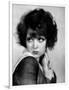 L'actrice americaine Clara Bow (1905- 1965) (b/w photo)-null-Framed Photo