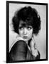 L'actrice americaine Clara Bow (1905- 1965) (b/w photo)-null-Framed Photo