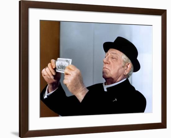 L'annee sainte de JeanGirault avec Jean Gabin 1976-null-Framed Photo