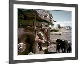 L'aventurier du Rio Grande THE WONDERFUL COUNTRY by Robert Parrish with Robert Mitchum, 1959 (photo-null-Framed Photo