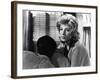 L'AVVENTURA, 1960 directed by MICHELANGELO ANTONIONI Gabriele Ferzetti / Monica Vitti (b/w photo)-null-Framed Photo