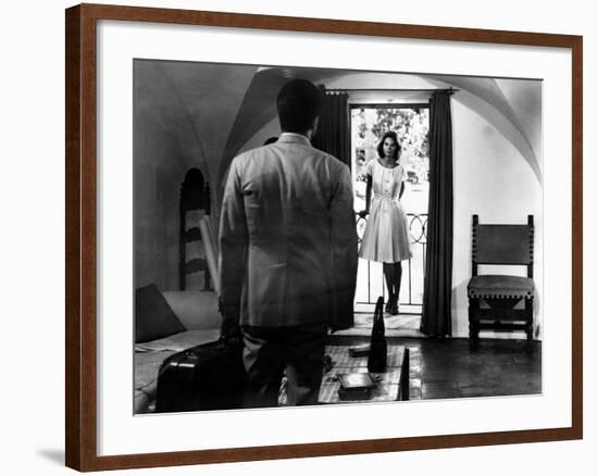 L'Avventura, Gabriele Ferzetti, Lea Massari, 1960-null-Framed Photo