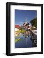 L'Eglise Saint-Pierre-Es-Liens in Bas Riceys, Champagne, France, Europe-Julian Elliott-Framed Photographic Print