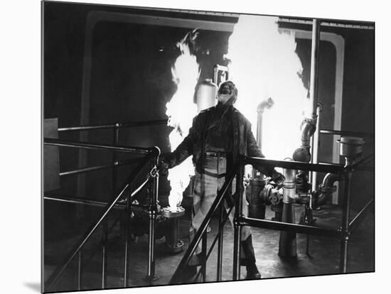 L'enfer est a lui, WHITE HEAT by RAOULWALSH with James Cagney, 1949 (b/w photo)-null-Mounted Photo
