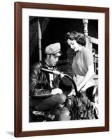 L'Equipee Sauvage THE WILD ONE by Laszlo Benedek with Marlon Brando and Mary Murphy, 1953 (b/w phot-null-Framed Photo