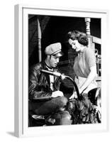 L'Equipee Sauvage THE WILD ONE by Laszlo Benedek with Marlon Brando and Mary Murphy, 1953 (b/w phot-null-Framed Photo