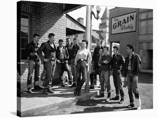 L'Equipee Sauvage THE WILD ONE by Laszlo Benedek with Marlon Brando and Yvonne Doughty, 1953 (b/w p-null-Stretched Canvas