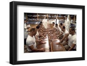 L'Etoffe des heros (The Right Stuff) by PhilipKaufman, 1983 (photo)-null-Framed Photo