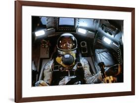 L'Etoffe des heros (The Right Stuff) by PhilipKaufman with Sam Shepard, 1983 (photo)-null-Framed Photo