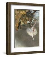 l'Etoile ou Danseuse sur scène-Edgar Degas-Framed Giclee Print