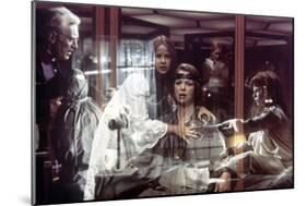 L' exorciste II l' heretique Exorcist II: The Heretic by JohnBoorman with Max von Sydow, Linda Blai-null-Mounted Photo