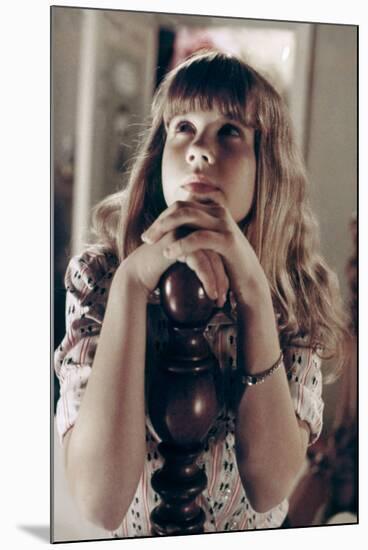 L' exorciste THE EXORCIST by William Friedkin with Linda Blair, 1973 (photo)-null-Mounted Photo