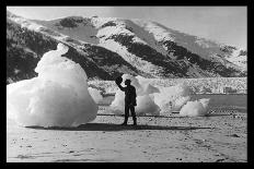 Taku Glacier in Skagway Alaska-L.h. Pedersen-Photo