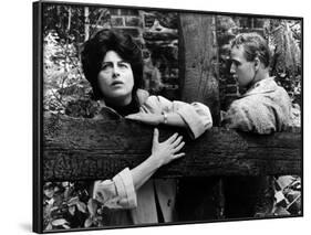 L' homme a la peau by serpent The Fugitive Kind by Sidney Lumet with Anna Magnani and Marlon Brando-null-Framed Photo