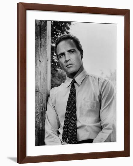 L' homme a la peau by serpent The Fugitive Kind by Sidney Lumet with Marlon Brando, 1959 (b/w photo-null-Framed Photo